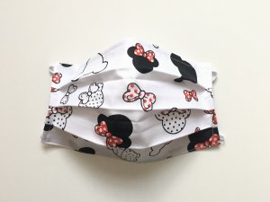 Biele rko Minnie